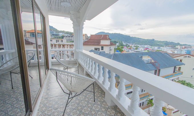 Nanai Road Apartment | RoomQuest The Peak Patong Hill