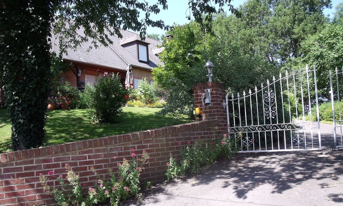 Eparcy House | rooms homestay very quiet village relaxing close to nature