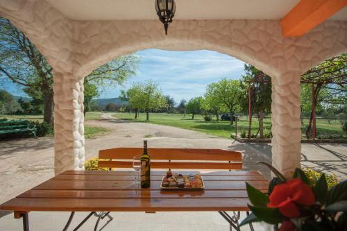 Lozovac House | Rooms Katarina