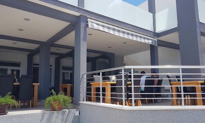Metajna House | Rooms Lanterna