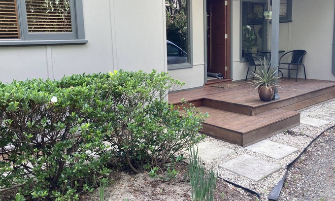 Woodford House | Roomy 3 Bedroom house in the heart of Woodford.