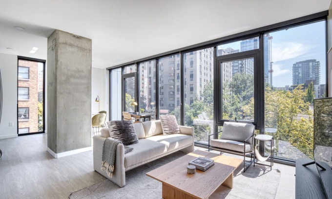 Downtown Seattle Apartment | Roomy First Hill 2BR w/Gym & Coworking, by Blueground