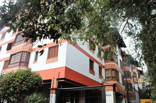 Floresta Apartment | Rosa Edifício San Pietro