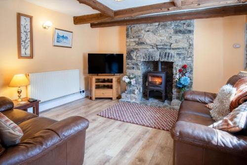 Parkmill House | Rose Cottage - 3 Bedroom Cottage - Parkmill