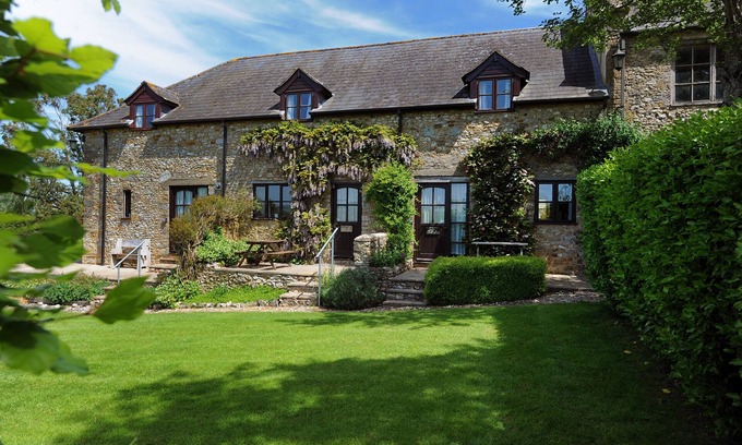 Axminster Cottage | Rose Cottage