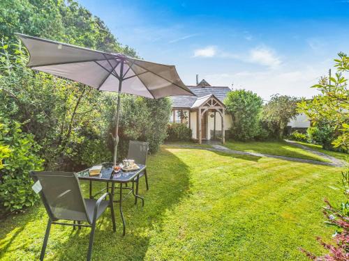 Hartland House | Rose Cottage