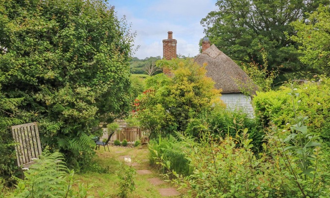 Exbourne Cottage | Rose Cottage