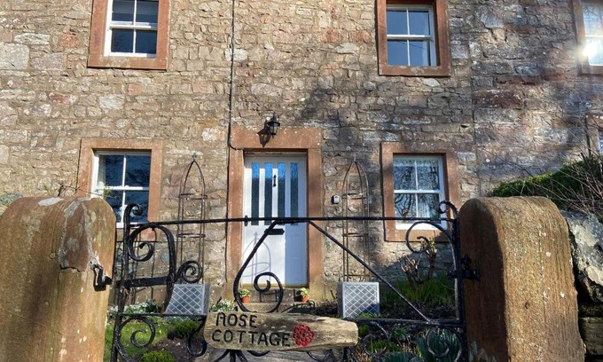 King's Meaburn House | Rose Cottage