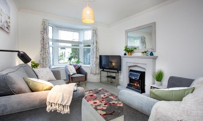 Sidmouth House | Rose Cottage