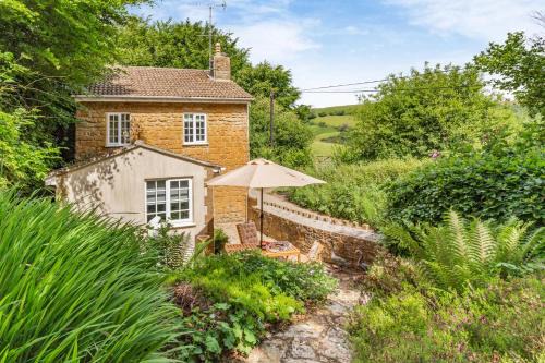 Beaminster House | Rose Cottage - Stoke Abbott