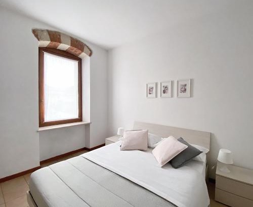 Negrar Apartment | Rose e Tulipani