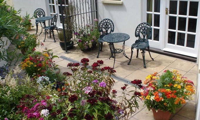 Pembroke Bed & Breakfast | Rosedene Guesthouse