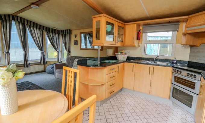 Llanfyrnach House | Rosehaven