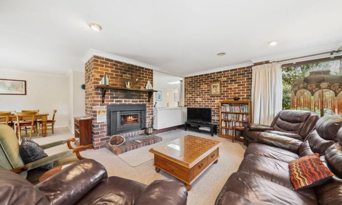 Blue Mountains City Council House | Rosella Retreat