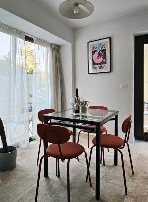 Koper Apartment | Rosemarin Orange