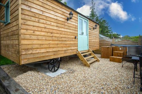 Amroth House | Rosemary - 1 Bedroom Shepherds Hut - Amroth