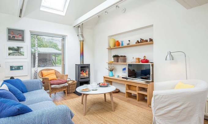 Kilgetty Cottage | Rosemary Cottage, Holiday Cottage West Williamston, near Carew , Sleeps 5, 3 bedrooms, bathrooms
