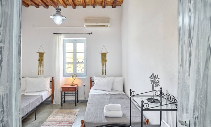 Kimolos House | Rosemary
