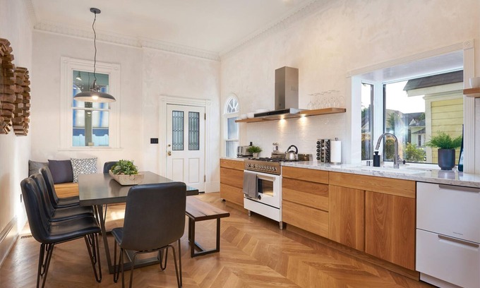 Downtown San Jose House | Roseview: Dazzling Gem In The Heart Of San Jose 4 Bedroom Home by RedAwning