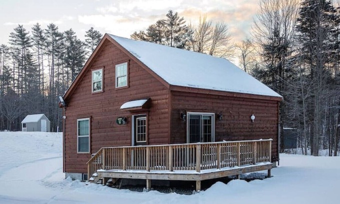 Bethlehem Cabin | Rosewood Villa: Cozy Log Cabin Near Ski Resorts