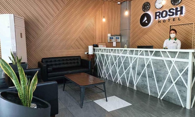 Ermita Night District Hotel | Rosh Hotel