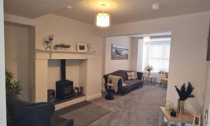 Annalong House | Roslyn Cottage