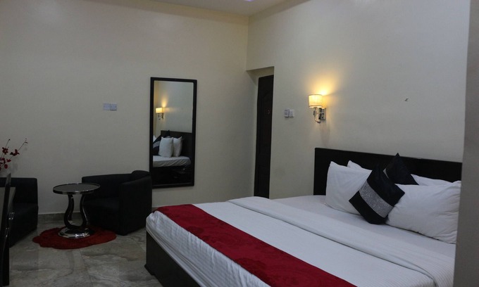 Uyo Hotel | Rosmohr Hotels