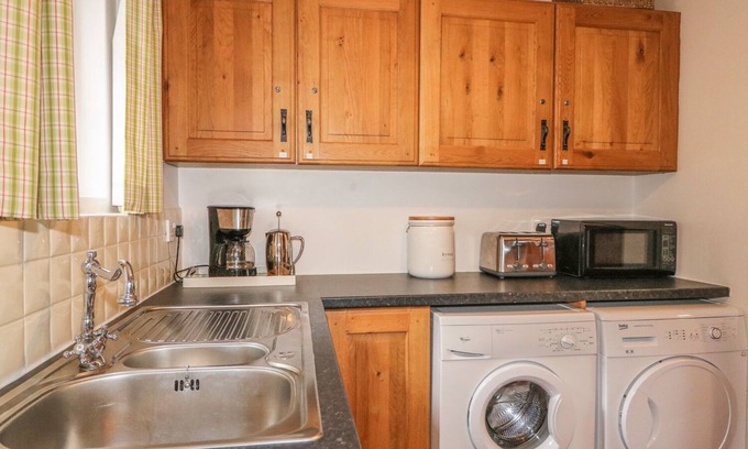 Broughshane Cottage | ROSSLARE COTTAGE, with open fire in Broughshane