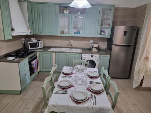 Monte di Procida Apartment | Rosy Vacation Home