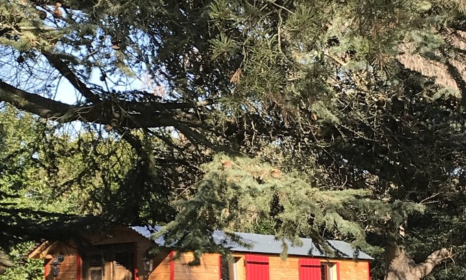 Villeneuve-sur-Lot Cabin | Roulotte des Années 30