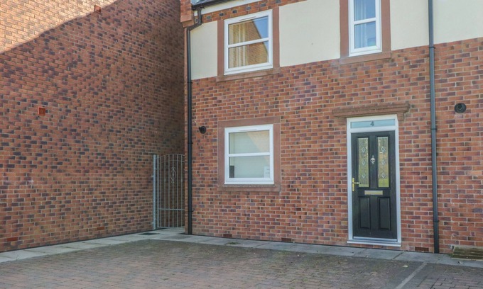 St Bees Cottage | ROWAN COTTAGE, pet friendly, character holiday cottage in St Bees