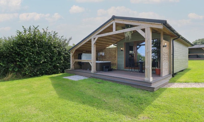 Swadlincote House | Rowan