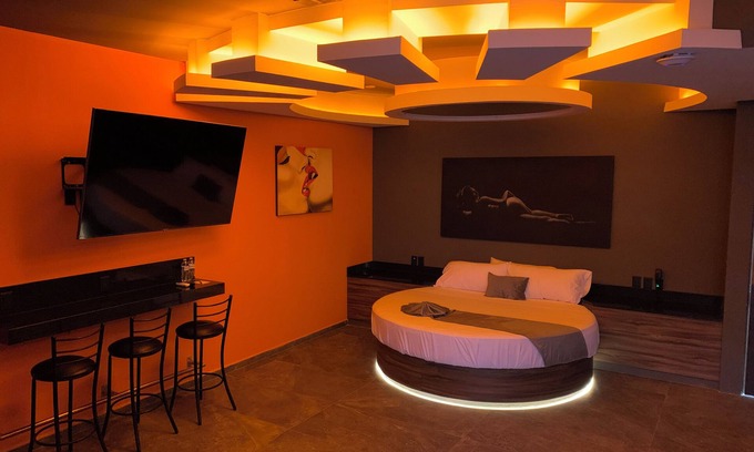 Queretaro Hotel | Roxy Motel