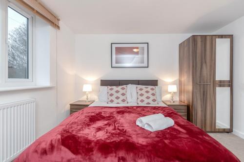 Yiewsley Apartment | Royal Apartments - Heathrow