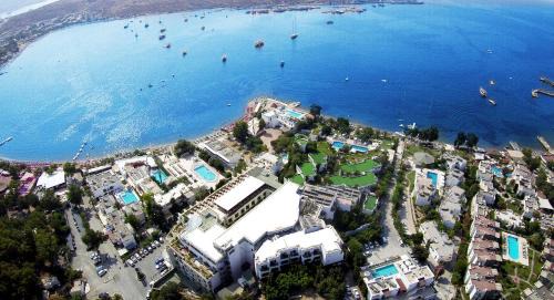 Bodrum City Center Resort | Royal Asarlik Beach Hotel