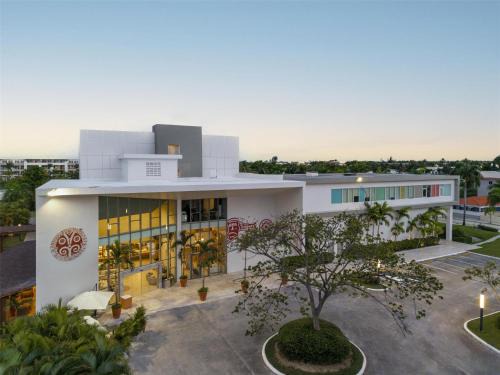 El Cortecito Hotel | Royal Beach Hotel Punta Cana, A JdV by Hyatt