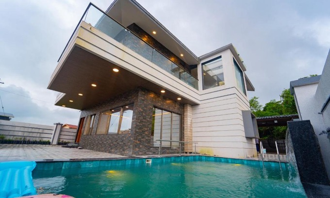 Lonavala Villa | Royal Cabana - 6 BHK Luxury Villa by Royal Villa