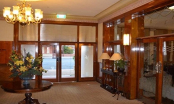 Broken Hill Hotel | Royal Exchange Hotel