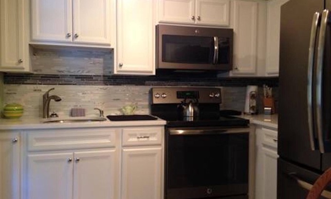 Naples Cottage | Royal Harbor Pet Friendly! Naples #1 place in the country to live. Come see why