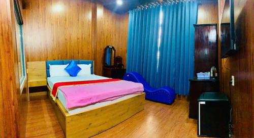 Hoc Mon Hotel | royal hotel
