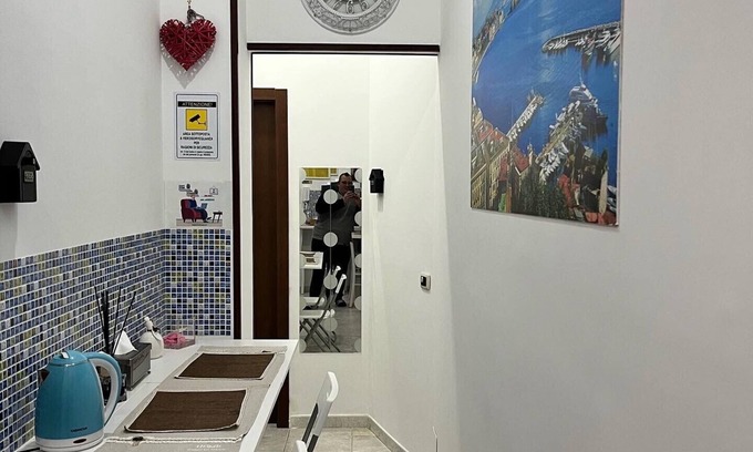 Naples City Centre Apartment | Royal House