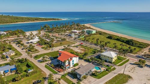 Fort Pierce Hotel | Royal Inn Beach Hutchinson Island