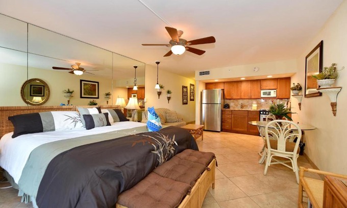 Kahana Apartment | Royal Kahana 104 · RK104 West Maui Studio at BeachFront Resort w
