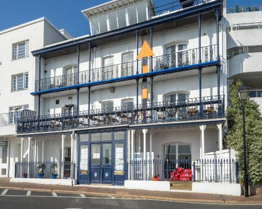 Cowes Hotel | Royal London Yacht Club