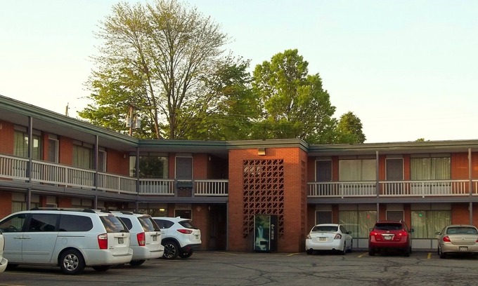 Hermitage Hotel | Royal Motel