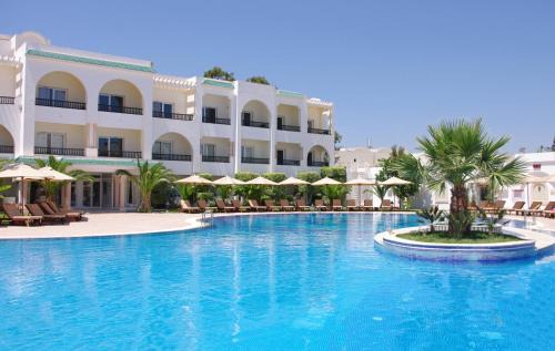 Mrezga Hotel | Royal Nozha