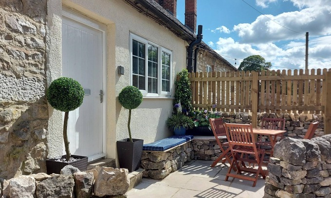 Matlock Cottage | Royal Oak