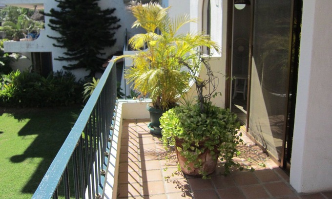 Isla Iguana Condo | Royal Pacific Yacht Club