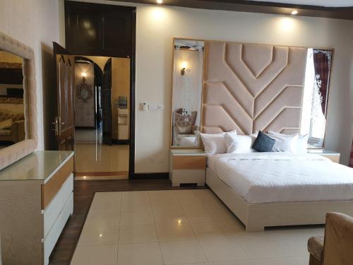 Islamabad House | Royal Villa F-10/2
