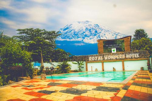 Moshi Hotel | Royal Wonders Hotel